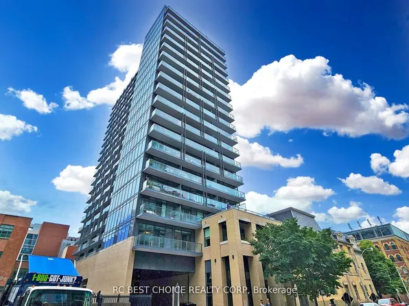 105 George St, Toronto, ON