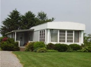 307 Greenfield Rd, New Wilmington, PA 16142