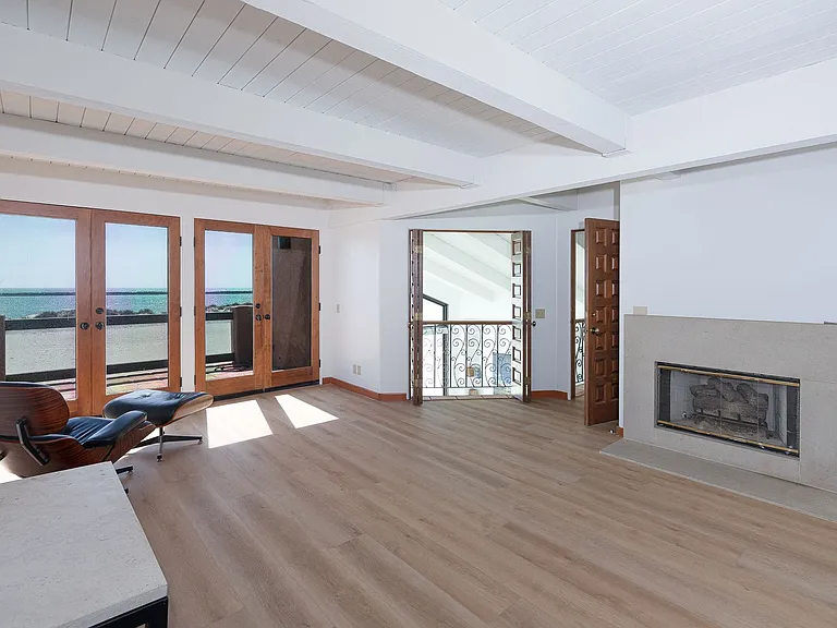 3265 Ocean Dr — Photo 33