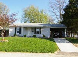 209 Oak St, Waterloo, IL 62298