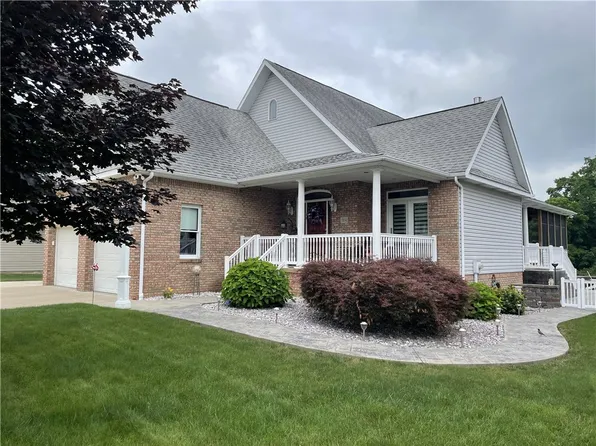 324 Debora Dr, Latrobe, PA 15650