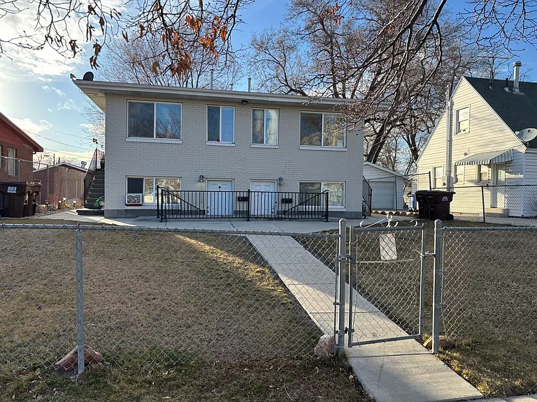 517 N 900 W — Photo 1