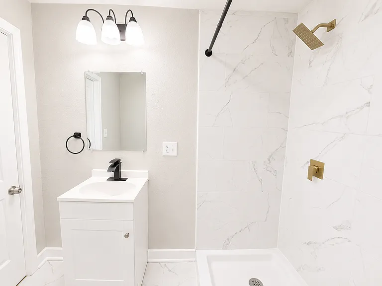 3417 Wabash Ave — Photo 18
