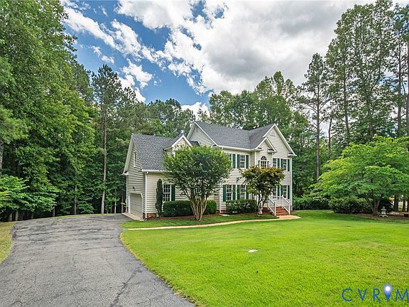 2nd image of 11937 Dunvegan Ct