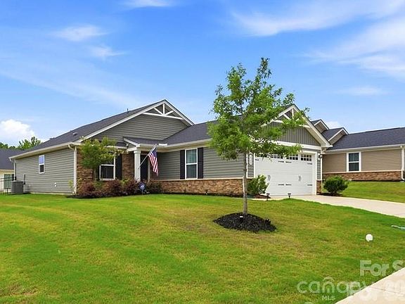 2nd image of 620 Grandiflora Ave