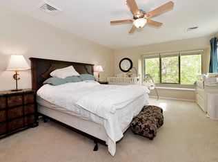 49 Treetop Cir, Nanuet, NY 10954