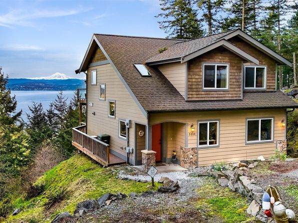 3040 Mt Vista Drive, Lummi Island, WA 98262