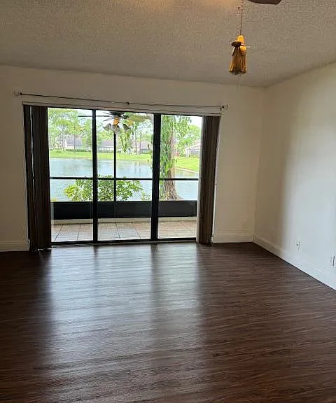 712 Sunny Pine Way — Photo 28