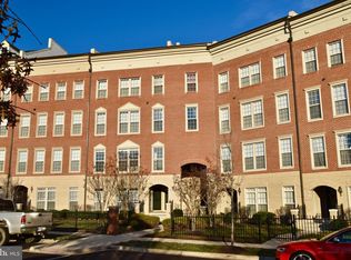 7985 Crescent Park Dr, Gainesville, VA 20155