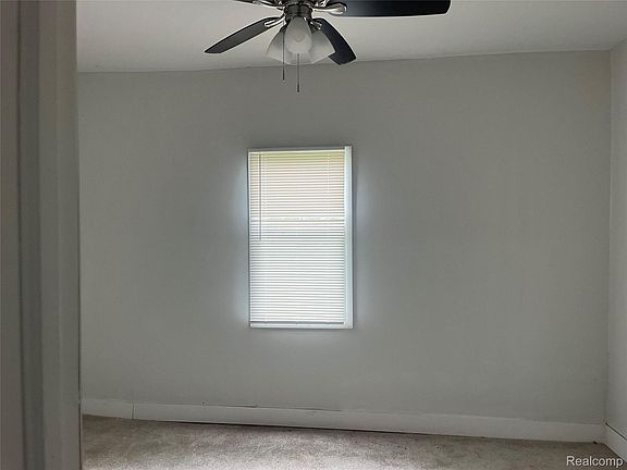 2nd image of 4848 Seminole St