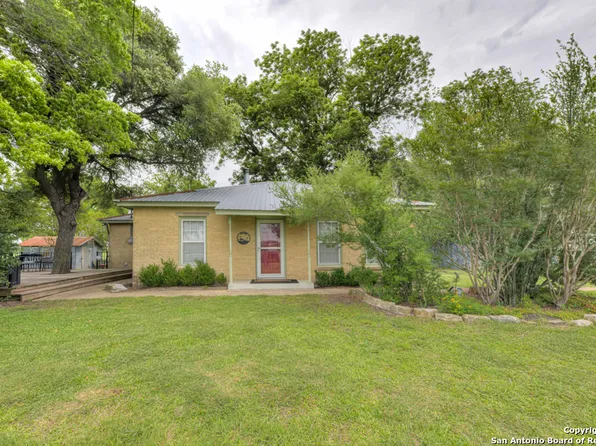 4190 Atkins, Salado, TX 76571