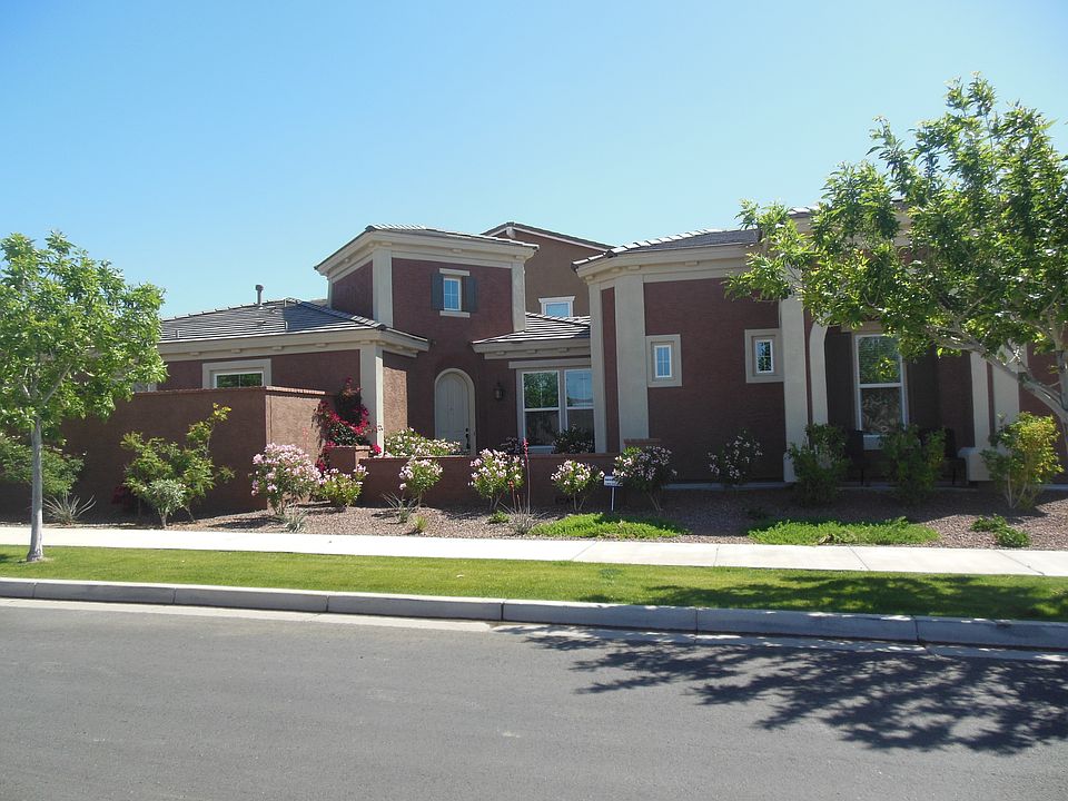 1st image of 20762 W Nelson Pl