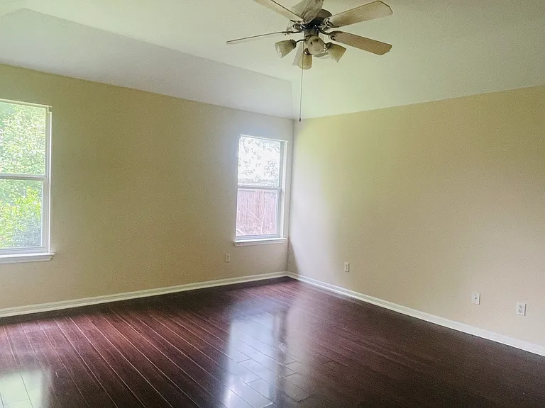 6805 Cromarty Ln — Photo 12