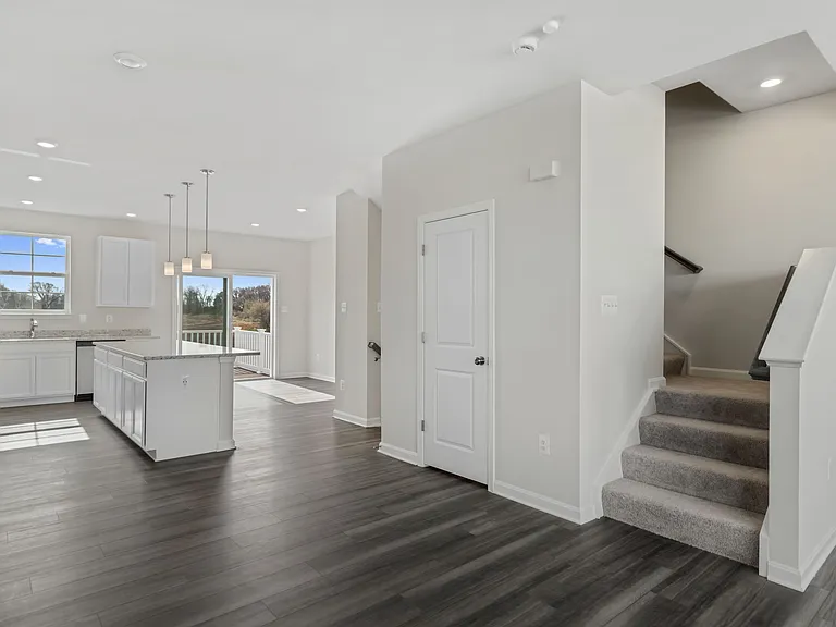60 Stembogan Ct — Photo 2