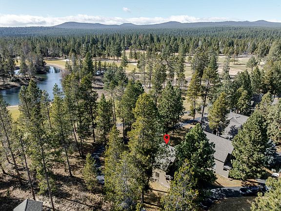 2nd image of 57985 Silver Fir Cir #2