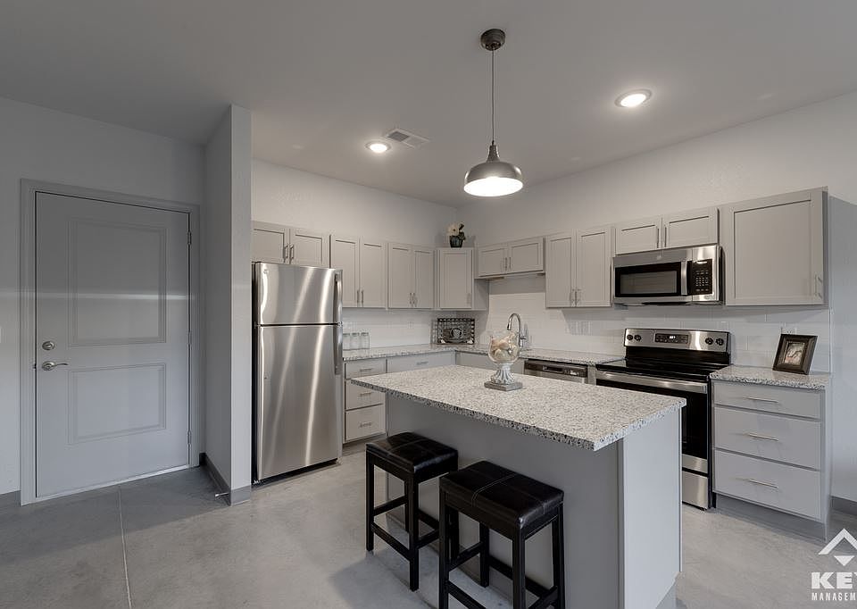 1st image of 1316 N Meridian Ave #311