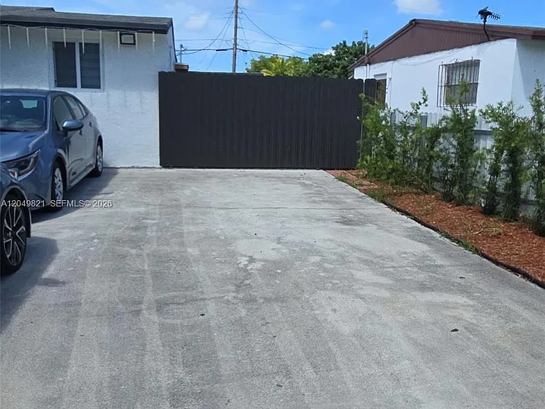 20601 SW 116th Rd #B — Photo 2