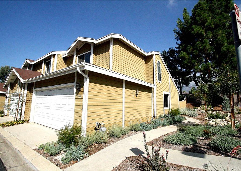 1st image of 727 Lander Cir