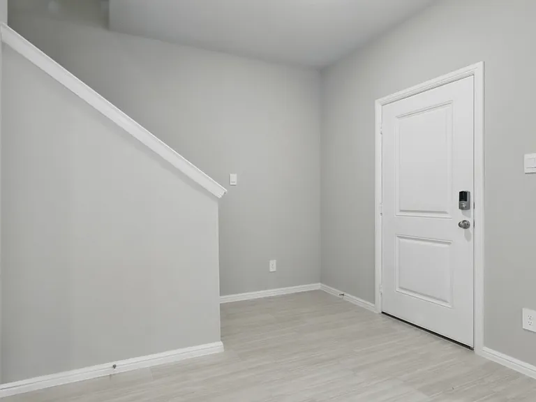 3148 Strawberry Farm Ln — Photo 9