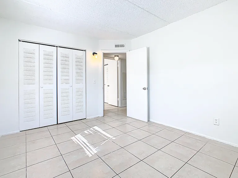 714 Michigan Ct #1 — Photo 14
