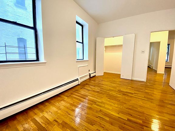 5th image of 117 15th St #A1