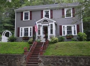 38 Enmore St, Andover, MA 01810