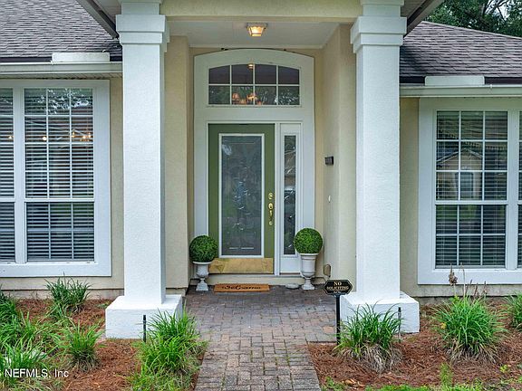 3rd image of 1940 SWEET OLIVE Court
