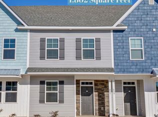 607 Windsurfing Ln, Sneads Ferry, NC 28460