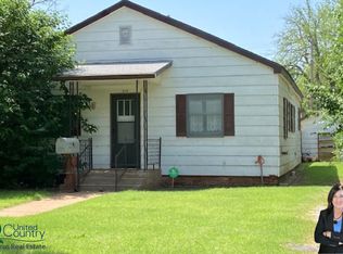 313 Center St, Alva, OK 73717