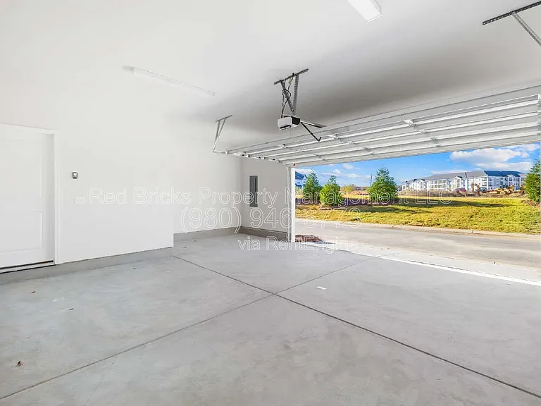 8924 Connover Hall Ave — Photo 23