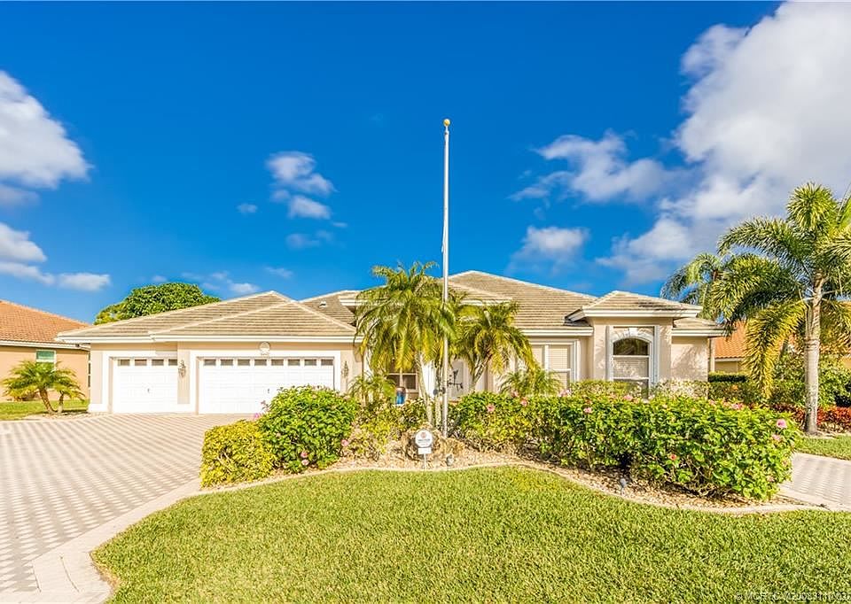 1st image of 8091 SE Woodlake Ln