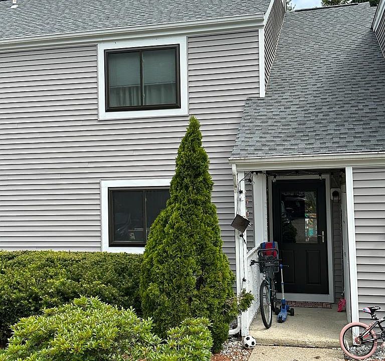 1st image of 4A Black Oak Dr #4A