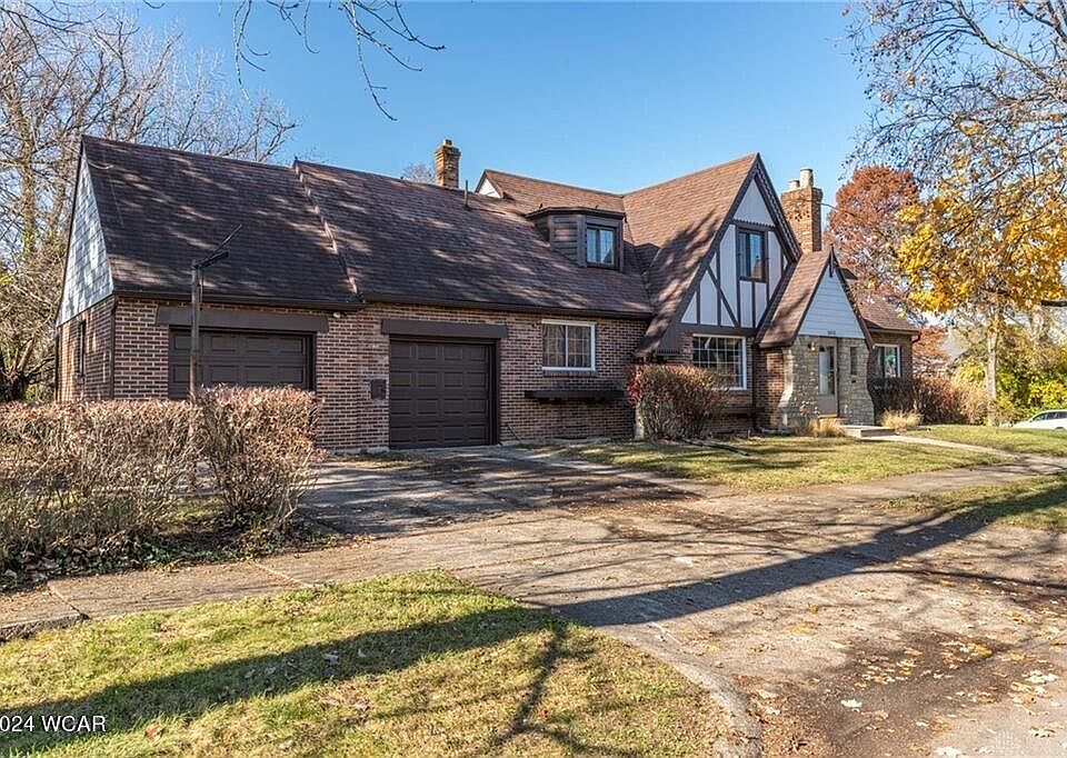 1st image of 2021 Burroughs Dr