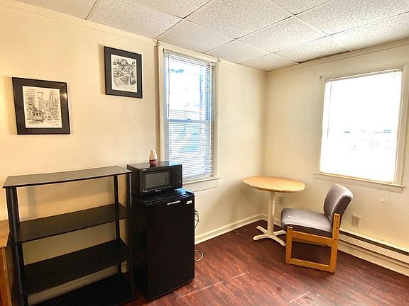 3rd image of 1216 Brandywine St #6