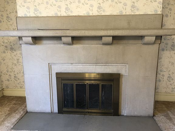 4th image of 172 N Lafayette Ave