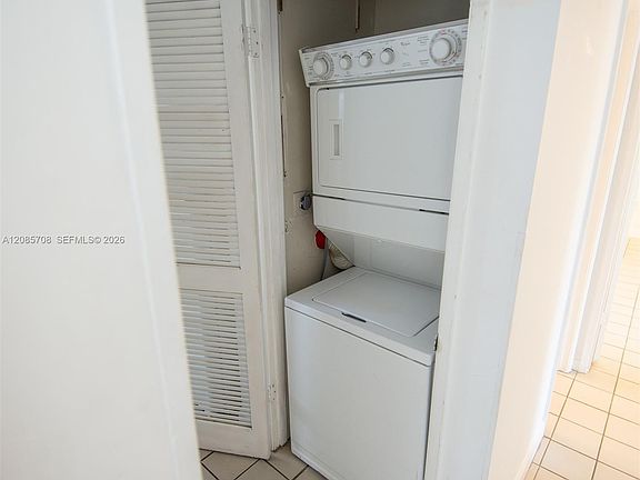 3rd image of 506 NW 87th Ave APT 212