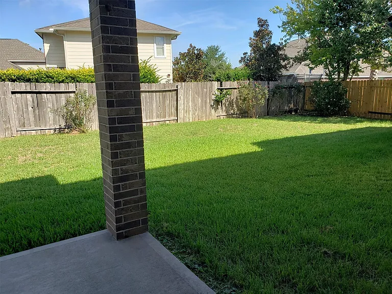 3607 Cat Springs Ln — Photo 37