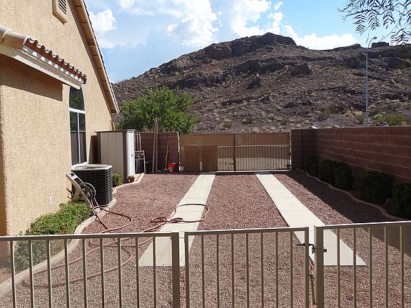 3rd image of 66 Desert Sunflower Cir