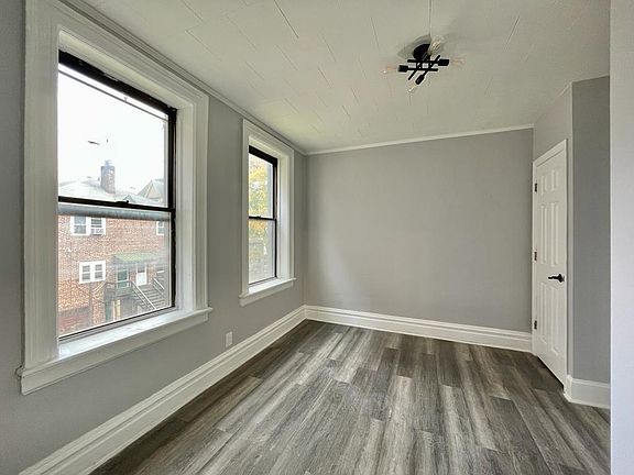 4th image of 84 Romaine Ave #11AB