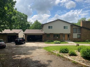 16557 Grove Creek Cir, Pecatonica, IL