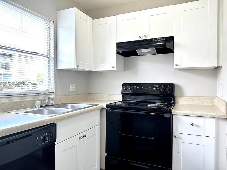4124 Pershing Pointe Pl #2 — Photo 19