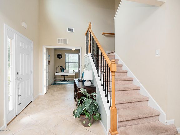 4th image of 13425 Isla Vista Dr