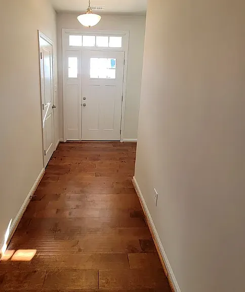 261 Crystal Ln — Photo 3