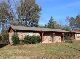 106 King Arthur Ct, Hot Springs, AR 71913