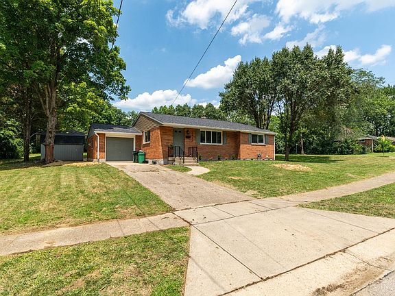 2nd image of 2662 Royal Glen Dr