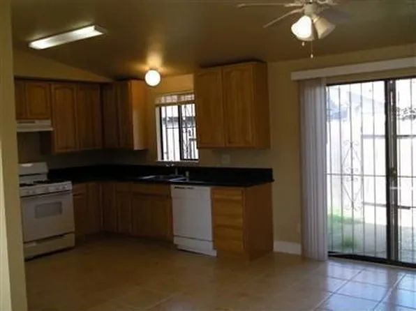 3915 38th St, Sacramento, CA 95820