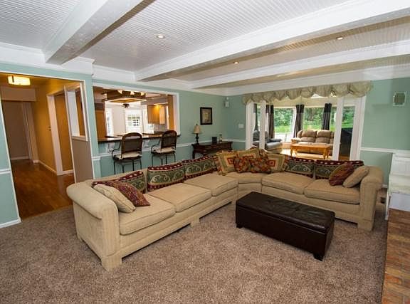 4th image of 1448 Garland Cir