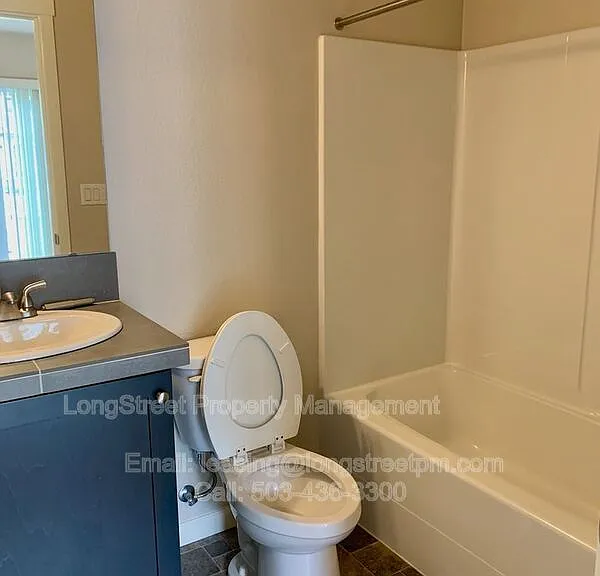11457 SW Mont Blanc St — Photo 12