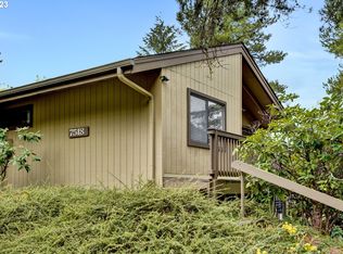 7518 SW Barnes Rd UNIT A, Portland, OR 97225