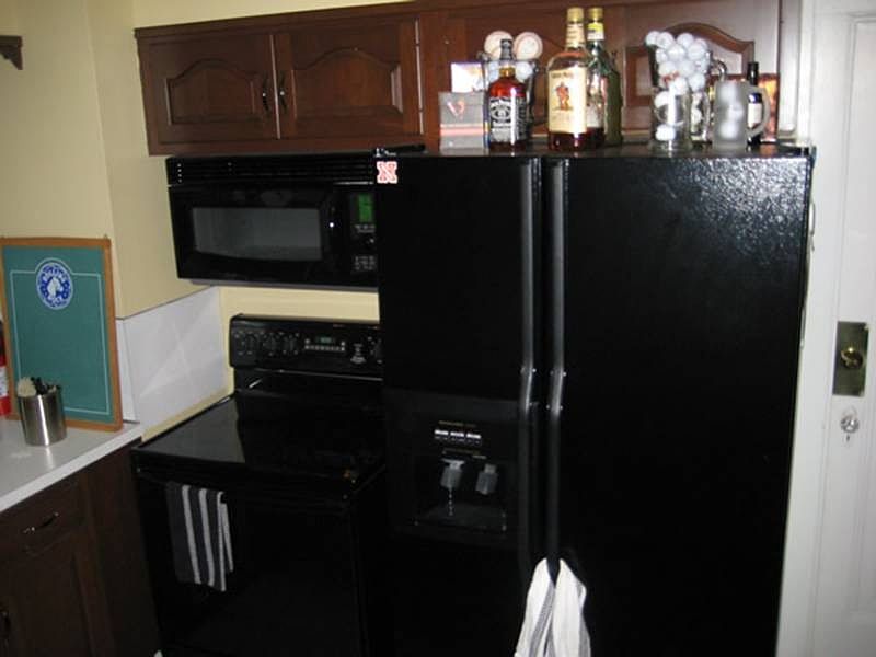 2nd image of 1860 Dakota St APT 1